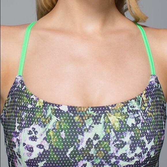 LULULEMON  Dancing Warrior Tank Bra Multi/ Pistachio Size 4 - Picture 4 of 7